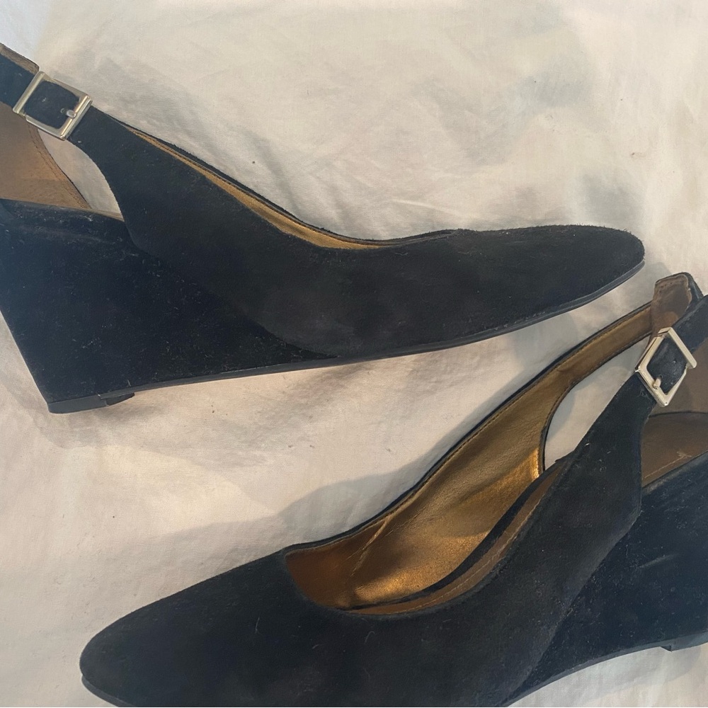 Elegant Black Wedge Heels